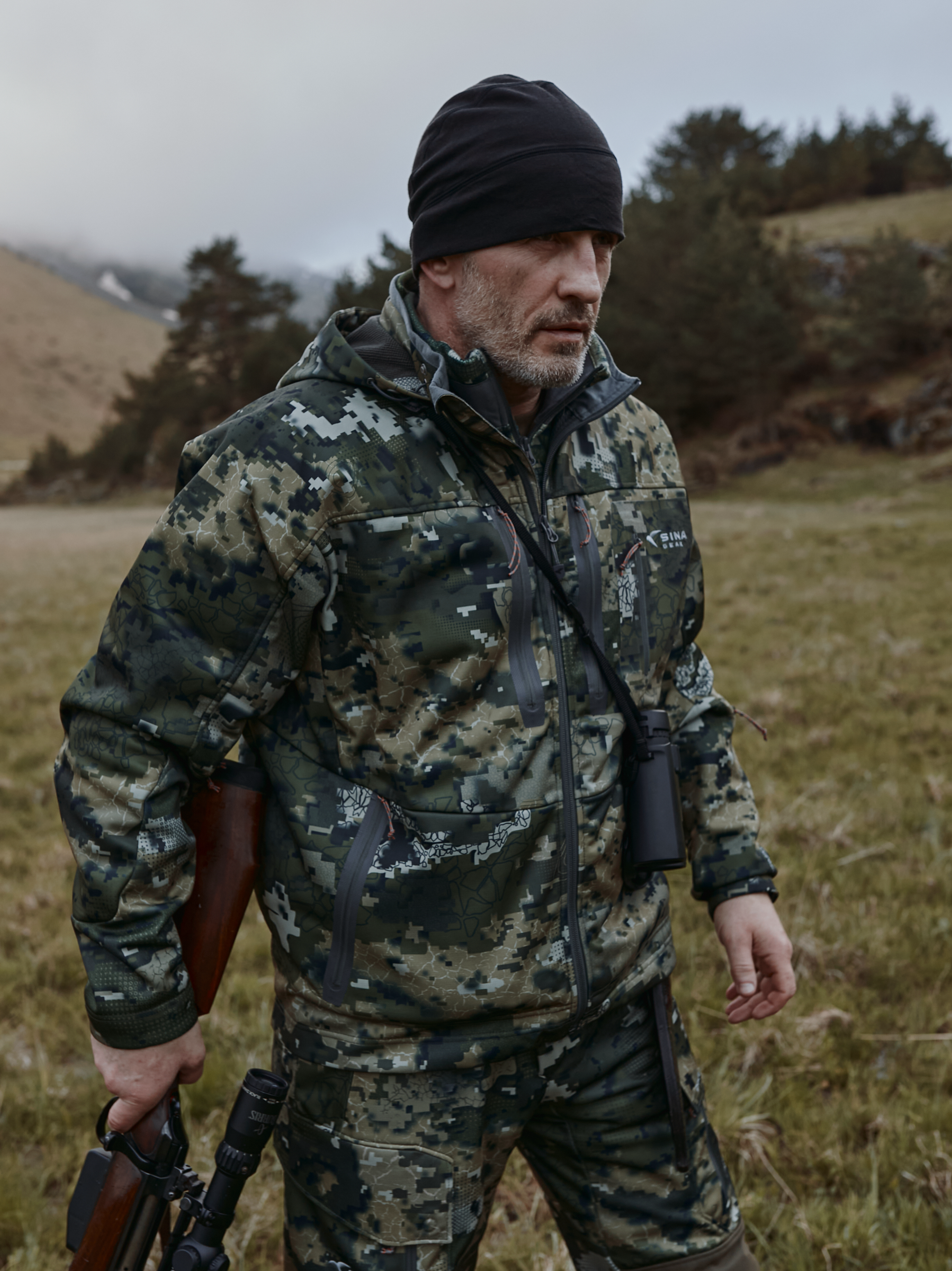 Куртка с капюшоном cофтшелл AeroShield Softactive